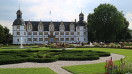 Schloß Neuhaus